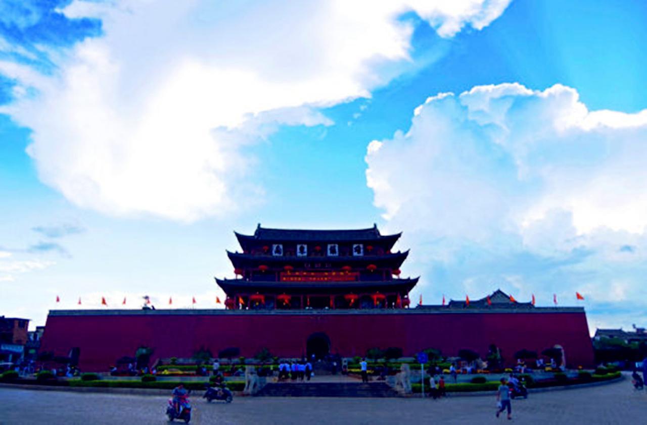 Jianshui Upland Internation Youth Hostel Eksteriør billede